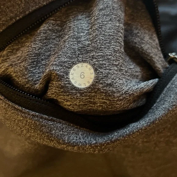 lululemon athletica Charcoal Gray Workout Leggings - Picture 5 of 5